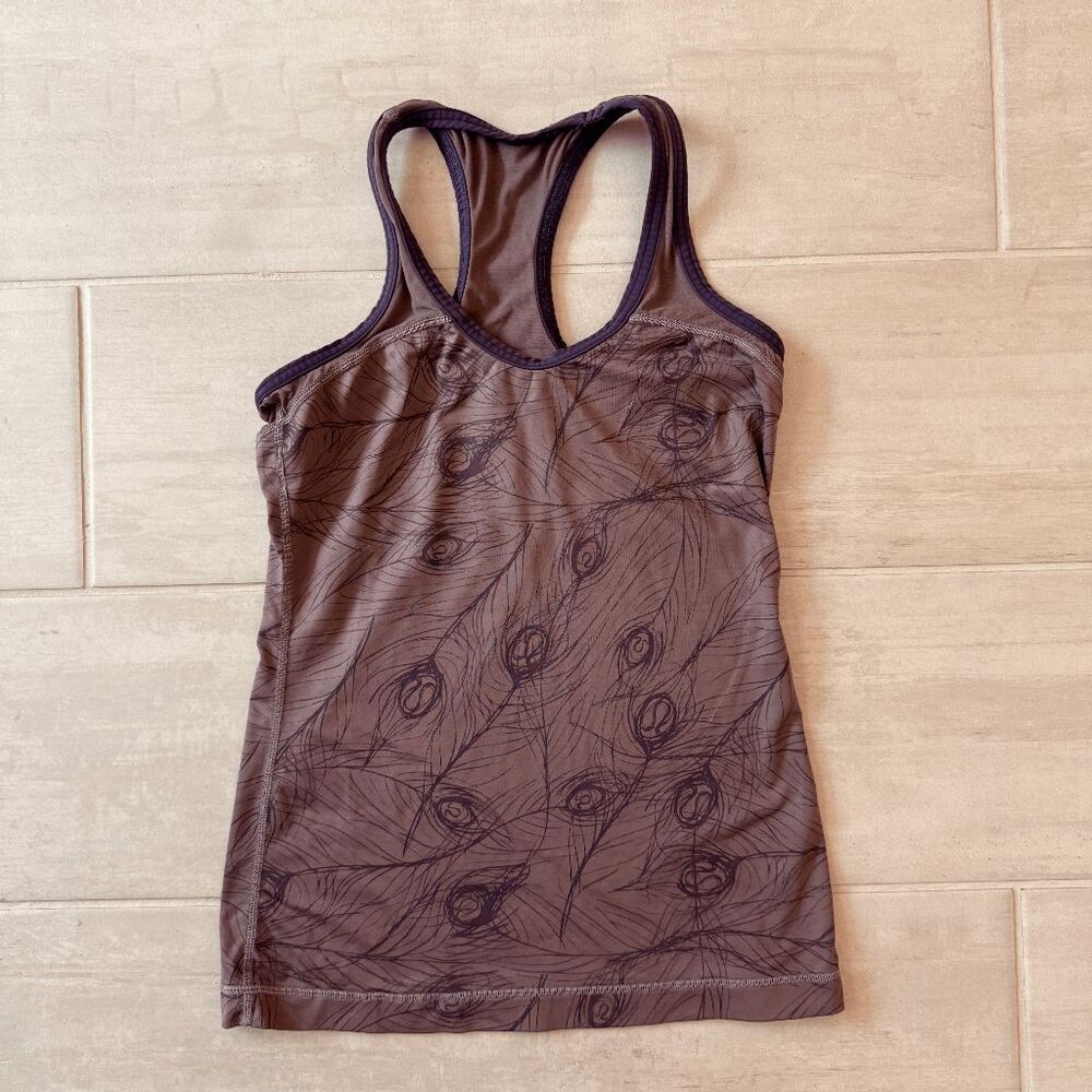 Lululemon Top 4 Power Y Peacock Racerback Feathers Purple Tank Round Neck Yoga